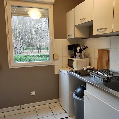 Daire Superbe Appartement De 56 Metres Carre Proche De Vichy *